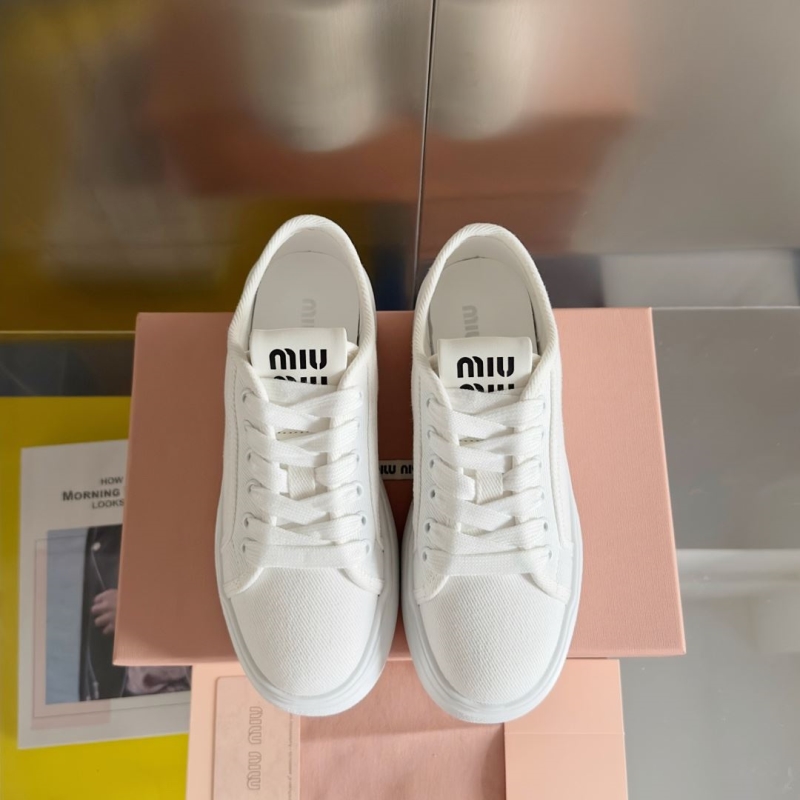 Miu Miu Casual Shoes